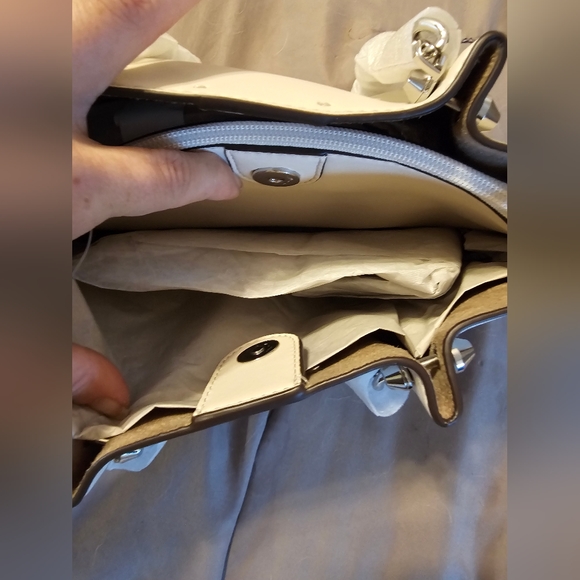 🆕️Micheal Kors Zena Small Convertible Chain Messenger - Picture 4 of 9